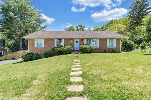 4434 Rosecrest RD, Roanoke, VA 24018
