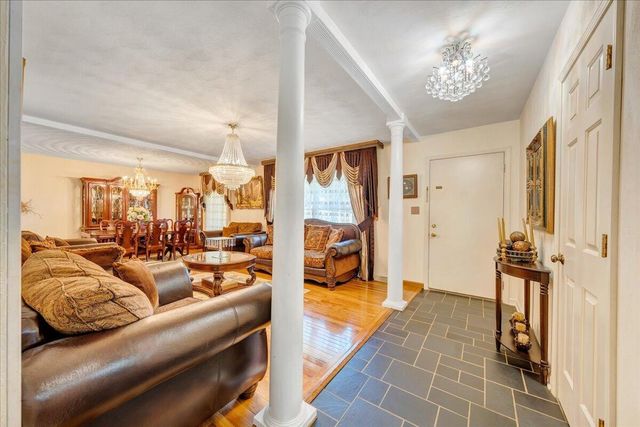 4434 Rosecrest RD, Roanoke, VA 24018