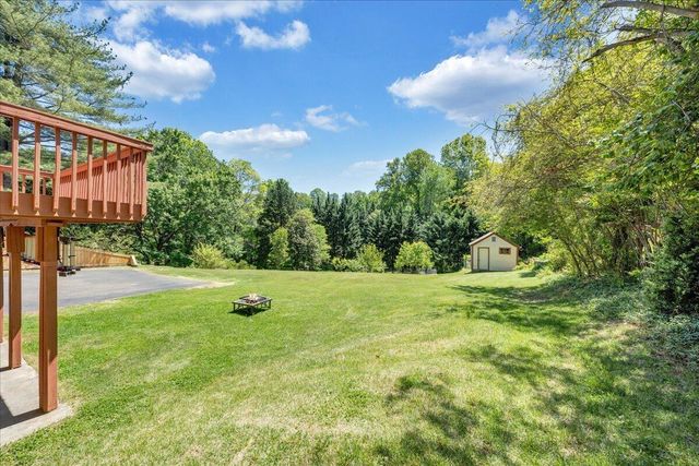4434 Rosecrest RD, Roanoke, VA 24018