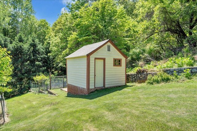 4434 Rosecrest RD, Roanoke, VA 24018