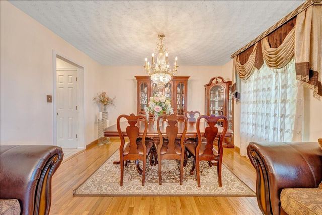 4434 Rosecrest RD, Roanoke, VA 24018