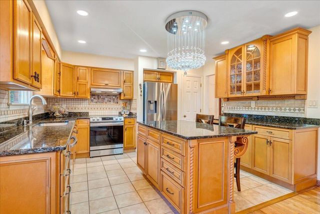 4434 Rosecrest RD, Roanoke, VA 24018