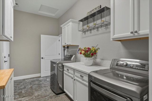 9915 Buckle Court, Sparks, NV 89441