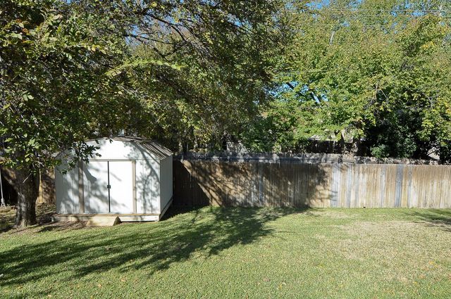 316 Bremen Drive, Hurst, TX 76054