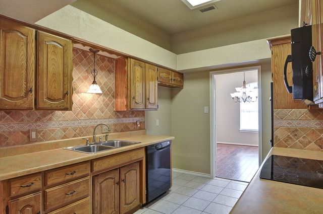 316 Bremen Drive, Hurst, TX 76054