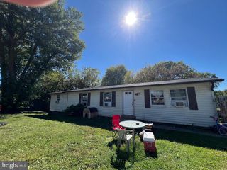 32 ANVIL RD, Kearneysville, WV 25430
