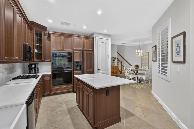 222 Tresana Boulevard 44, Jupiter, FL 33478