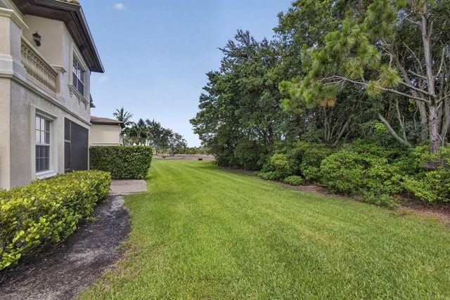 222 Tresana Boulevard 44, Jupiter, FL 33478