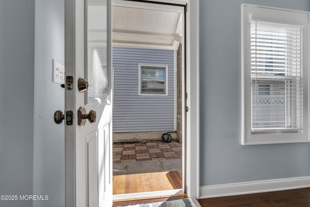 52 Embury Avenue, Ocean Grove, NJ 07756