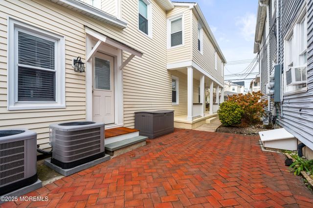 52 Embury Avenue, Ocean Grove, NJ 07756