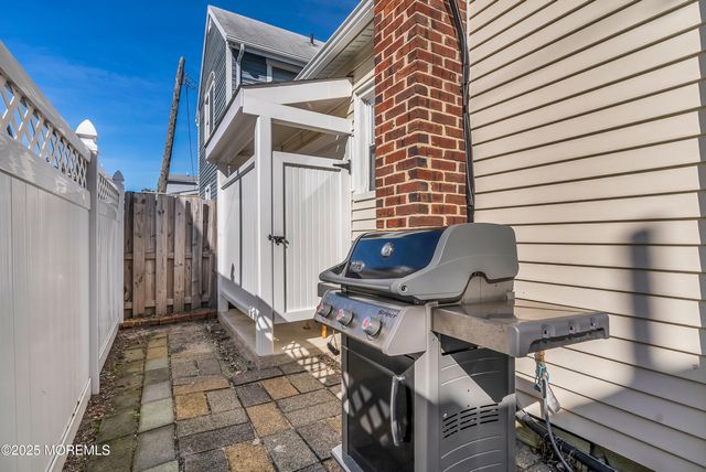 52 Embury Avenue, Ocean Grove, NJ 07756