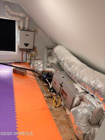 52 Embury Avenue, Ocean Grove, NJ 07756