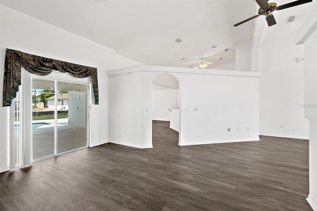 4 RAINSTONE LANE, Palm Coast, FL 32164