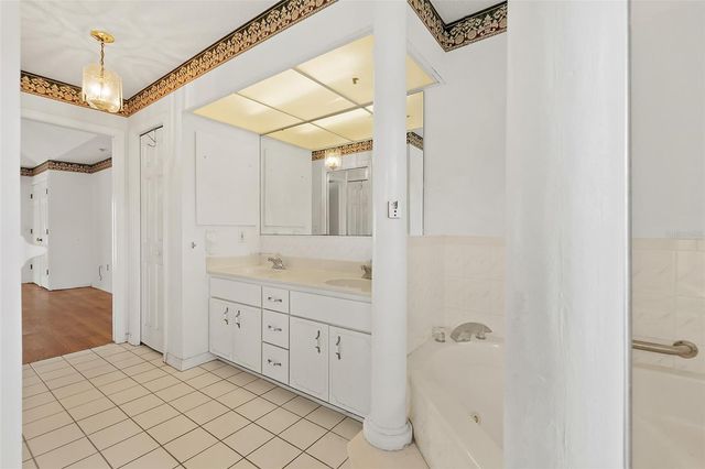 4 RAINSTONE LANE, Palm Coast, FL 32164