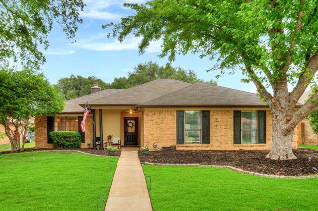 1665 N Valley Parkway, Lewisville, TX 75077