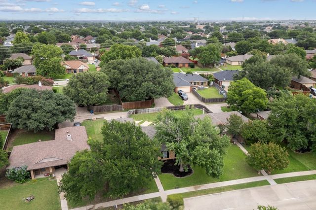 1665 N Valley Parkway, Lewisville, TX 75077