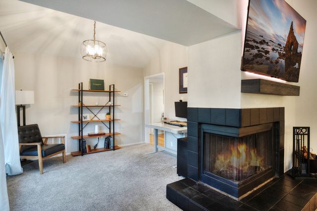 1665 N Valley Parkway, Lewisville, TX 75077