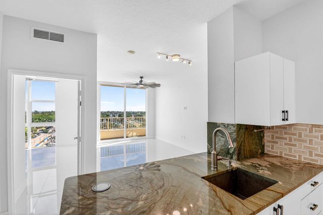 100 NE 6th Street Ph 704, Boynton Beach, FL 33435