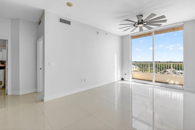 100 NE 6th Street Ph 704, Boynton Beach, FL 33435