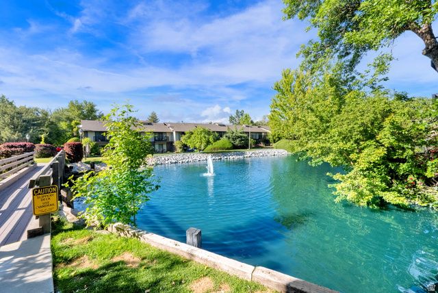 4720 S WOODDUCK LN, Millcreek, UT 84117