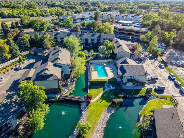 4720 S WOODDUCK LN, Millcreek, UT 84117