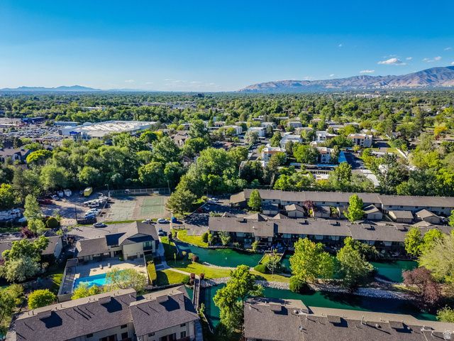 4720 S WOODDUCK LN, Millcreek, UT 84117