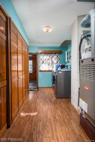 541 Cloverlawn Street, East China Township, MI 48054