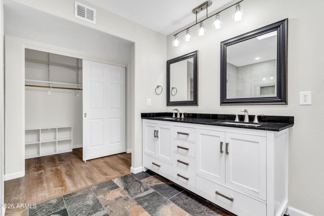 10831 E Sunnydale Drive, Sun Lakes, AZ 85248