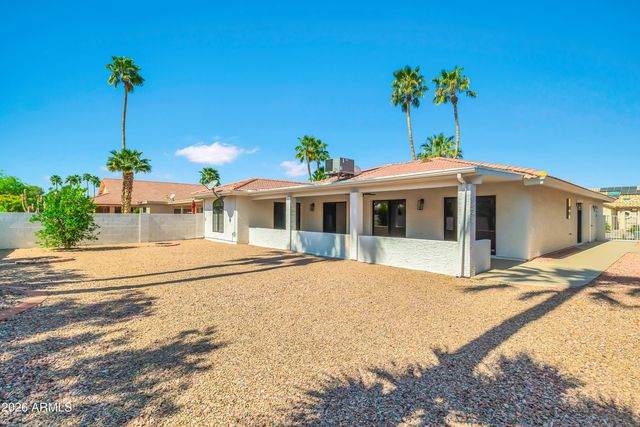 10831 E Sunnydale Drive, Sun Lakes, AZ 85248