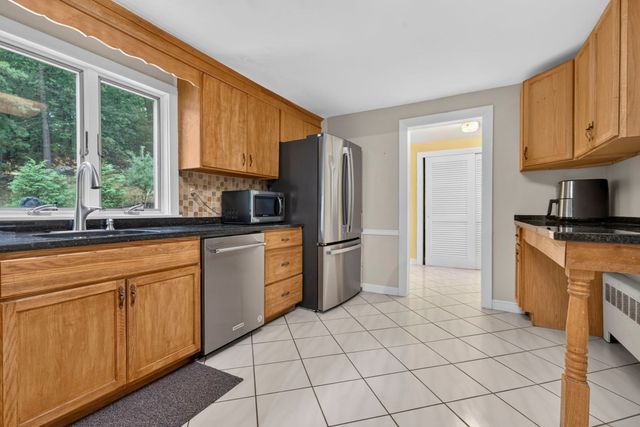 23 Fisher Terrace, Woburn, MA 01801