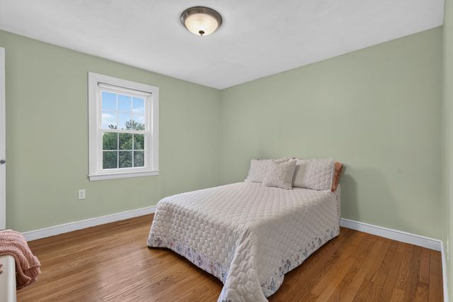 23 Fisher Terrace, Woburn, MA 01801