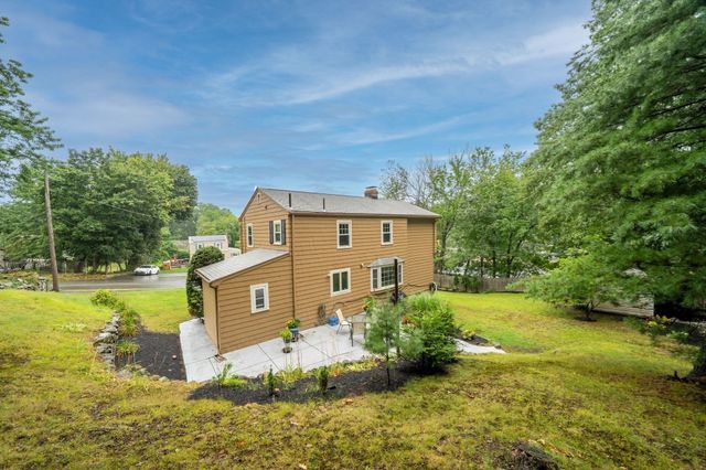 23 Fisher Terrace, Woburn, MA 01801