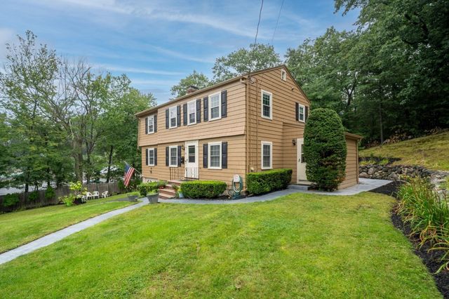 23 Fisher Terrace, Woburn, MA 01801