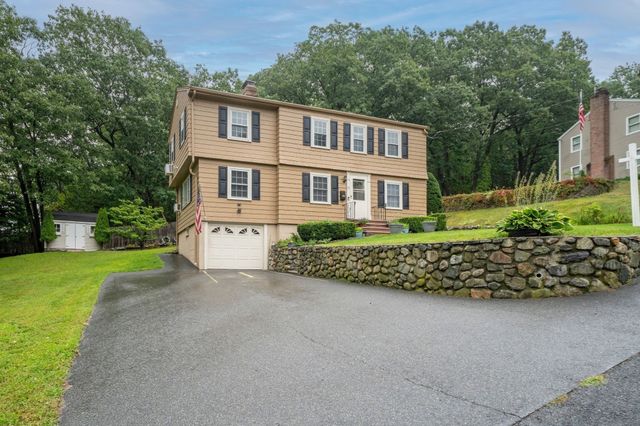 23 Fisher Terrace, Woburn, MA 01801