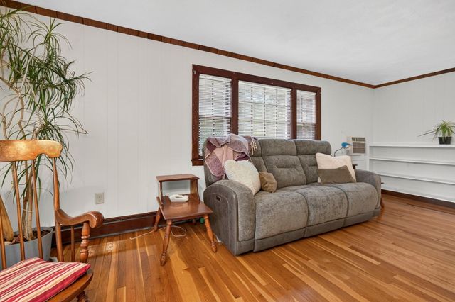 23 Fisher Terrace, Woburn, MA 01801