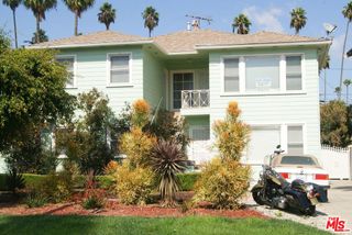 4425 VICTORIA PARK Place, Los Angeles, CA 90019