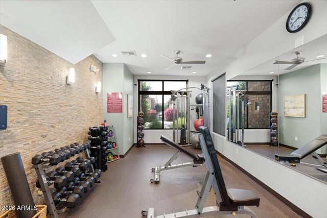 4931 N WOODMERE FAIRWAY -- 1005, Scottsdale, AZ 85251