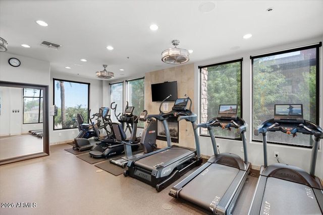 4931 N WOODMERE FAIRWAY -- 1005, Scottsdale, AZ 85251