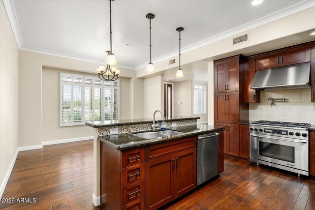 4931 N WOODMERE FAIRWAY -- 1005, Scottsdale, AZ 85251
