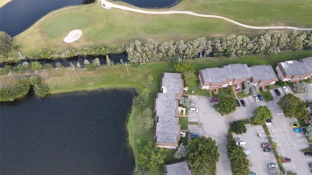 1156 NW 106th Ter 204, Hollywood, FL 33026