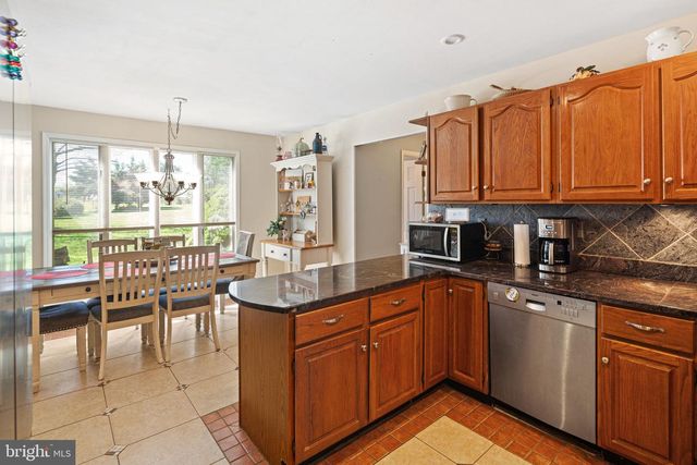 505 ADAMS LN, Southampton, NJ 08088