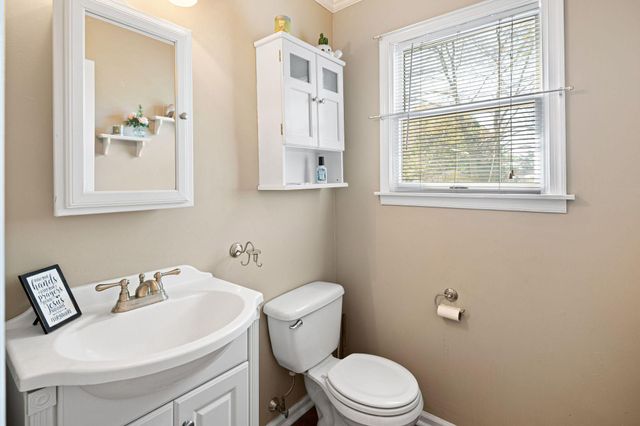 505 ADAMS LN, Southampton, NJ 08088