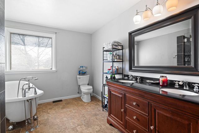 505 ADAMS LN, Southampton, NJ 08088