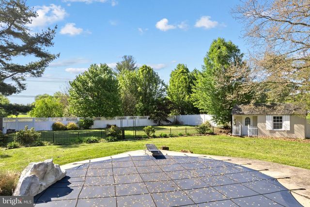 505 ADAMS LN, Southampton, NJ 08088