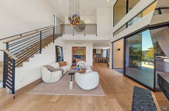 3 Trestle Glen Cir, Tiburon, CA 94920