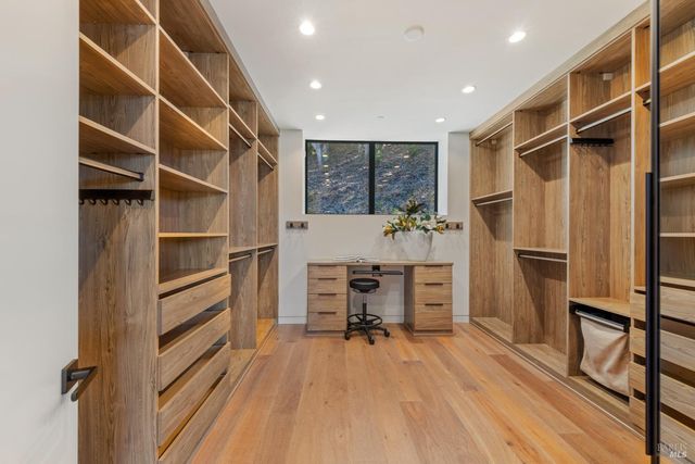 3 Trestle Glen Cir, Tiburon, CA 94920