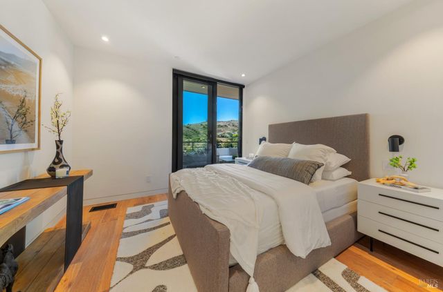 3 Trestle Glen Cir, Tiburon, CA 94920