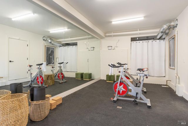 3 Trestle Glen Cir, Tiburon, CA 94920