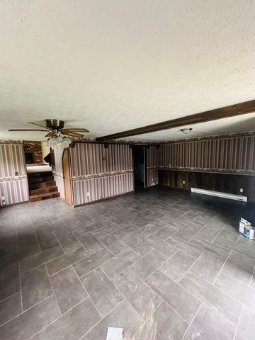 36265 Geiger Road, Logan, OH 43138