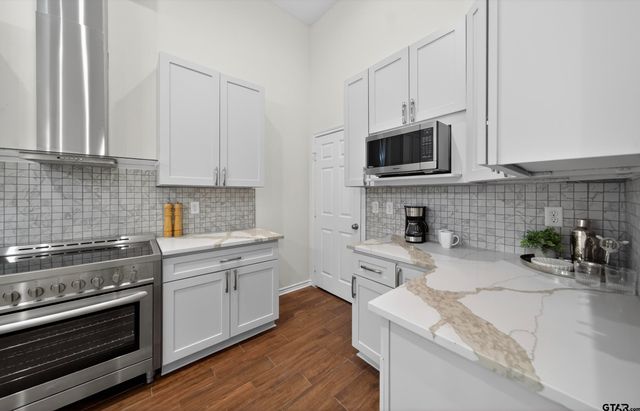 9143 Long Branch, Tyler, TX 75703